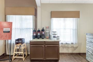 Comfort & Fayetteville-university Area Hotel